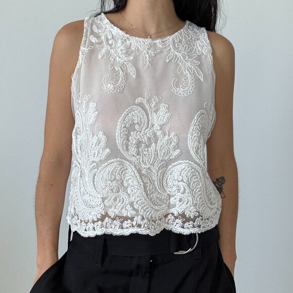 Embrodeired white tank top size 2 - Picture 1 of 6